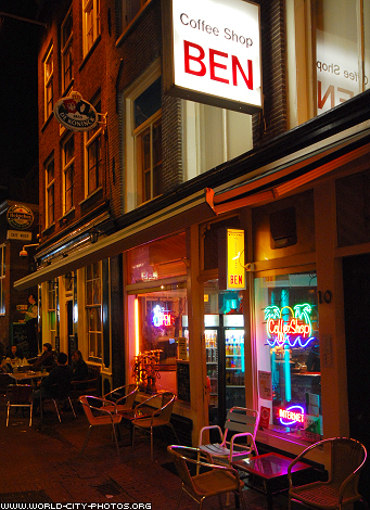   Side Coffee Shop on Ben   S Coffeeshop  Amsterdam   Netherlands    Barblog