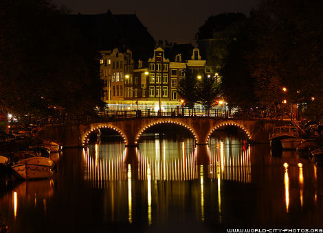 Amsterdam by night 