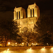 Pictures of Notre Dame Cathedral by night 